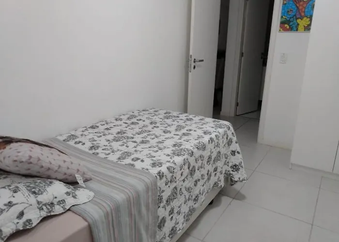 Apartamento para família moderno e prático próximo a belas praias Cabo Frio